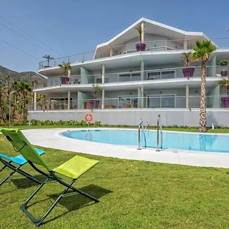 New Luxury 3-bedroom Seaview 公寓